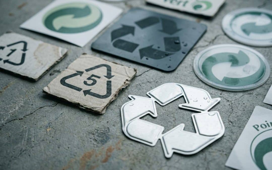 Tous les logos et symboles du recyclage expliqués (guide de référence)